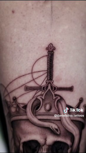 5 Hour Skull Tattoo: Epic Ink Session with Drizzy