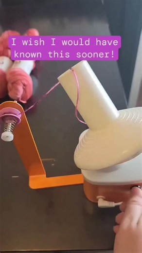 19K views · 1.7K reactions | 臨 Yarn winding trick! 臨 If your yarn keeps popping off while your trying to get it started, just tie a knot in the end. You can untie it later or just cut that little bit off. I use an electric winder (mine is from Amazon, it's out of stock right now) but this absolutely works on a manual winder too! Hit save to remember this quick trick  | Knitlifeoils | Facebook