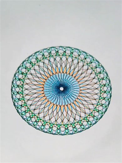Satisfying ASMR Drawing with Spirograph