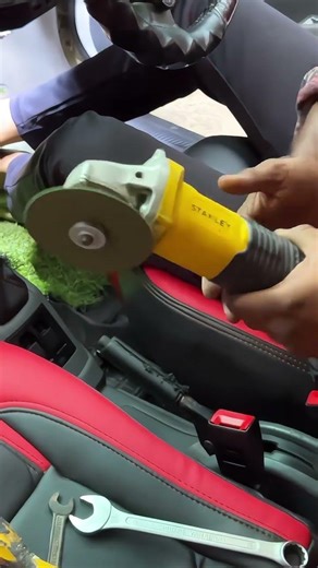 😎 MOMO Hand Brake Knob 🚗💡 | Upgrade Your Ride's Style & Grip 😍 | Universal Fit for Most Cars