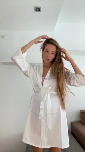 Mira May (@miramaymodel)’s videos with оригинальный звук - user39231919071