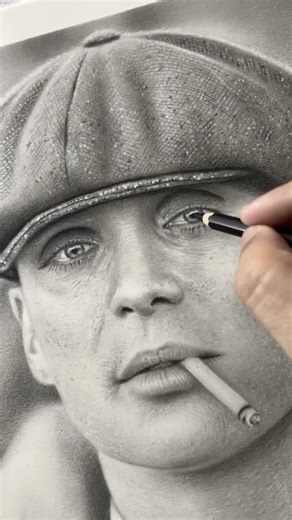 Drawing Cillian Murphy 🖤✏️ DM for your custom portrait ✨.#cillianmurphy #trending #pencil #shorts