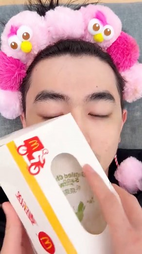 568K views · 10K reactions | Last week we gave ourselves a vacation, how are you all doing? 殺殺 #asmr #facialtreatment #reels #Tiktok #amazing #skincare #viral #facials #skincareroutine | DoSss | Facebook