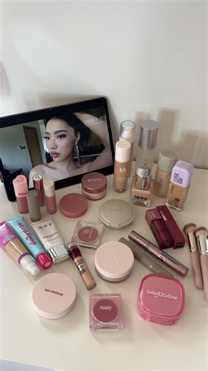 Getting Ready: Makeup Tips for a Glamorous Look