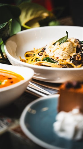 Our four-course menu for @dineoutvanfest until Feb 8! - Roasted Red Pepper Soup Buffalo Mushroom Crispy Rice to start - Roasted Garlic & Mushroom Linguine for the main course - Mocha Cheezcake to finish things sweet - Add our Cloud #10 cocktail pairing ( $10) Jan 21 – Feb 8, 2026 Available only at MeeT on Main Click the link in our bio to reserve your table! | MeeT On Main