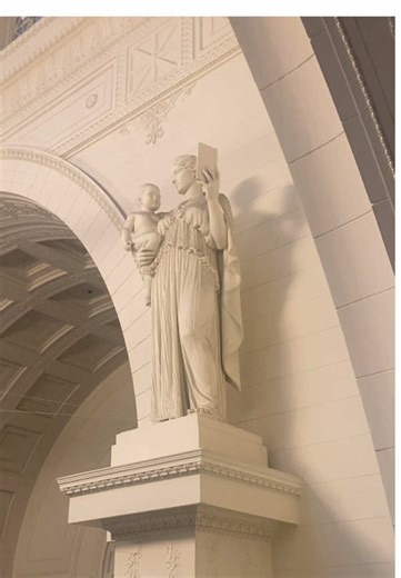 Old World Palace?? ‼️🙄 #oldworld #ancient #tartaria #architecture #chicago