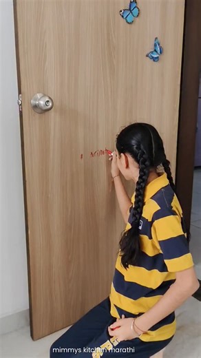 Bhavana Ghodke on Instagram: "🤦तुमची पण मुलं भिंतीवर लिहितात! Comment for the link 👇 Experience Hassle-Free Cleaning with our Magic Eraser! ✅ Works with just water – no harsh chemicals ✅ Perfect multi-surface cleaner (walls, tiles, glass, floors, shoes & more) ✅ Removes tough stains, grease & marks with ease ✅ Non-abrasive & scratch-free – safe for delicate finishes ✅ Eco-friendly, reusable & sustainable Upgrade your cleaning routine – safe for you, your family & the planet 🌍✨ #ChemicalFreeCl