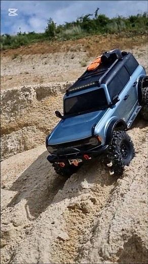 Watch the DF-4 Rc Crawler Eat This Trail!