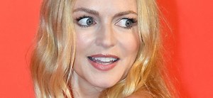 Heather Graham In String Bikini Asked About Visible 'Tampon String'