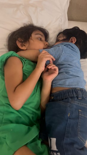 Hanaya, Arjun, Sapana & Pratik Jain on Instagram: "What’s your favourite line?? . . . #mainapnifavouritehoon #ilovemyself"