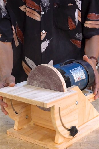 880K views · 8.5K reactions | P3 Turning Water Pump Motor To Sanding Disc For Woodworking Projects #Sanding #disc #woodwork #woodworking #woodart #woodcraft #carpenter #working #GrindMode #grindcore | Woodworking Crafty | Facebook