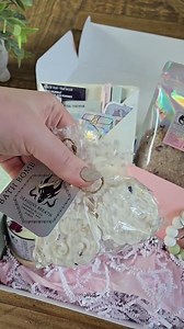 Lore and More: Customizable Blind Date With a Book BOX - Etsy