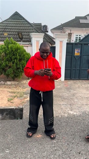 Mrcalculus on Instagram: "Wait for the ending 😂😂😂😂 Download Moniass to enjoy P2P trades under 1 min with the highest rate in the market. Sign up with my referral code “MRCALCULUS” Now to enjoy ₦4,000 sign up bonus. Download on playstore and Appstore www.moniass.com"