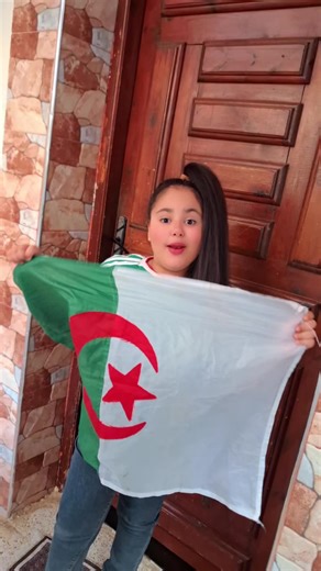 Vidéos de Tasnime Rozine (@tasnime.rozine) avec الصوت الأصلي - ⭐♛☪️ Rabeh_El_Śabiøُ 📊🎬