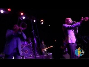 Jeff Bradshaw & Friends (feat. Kenny Lattimore) - What Must I Do? (Live In Philly)