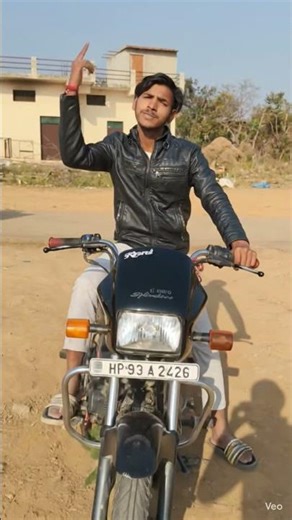 Splendor race 2 song👍🏻 please