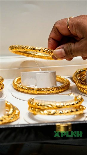 Why are gold prices rising right now?
