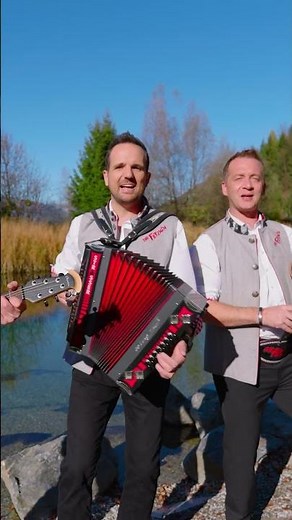 DIE FETZIG'N AUS DEM ZILLERTAL - Scusi, wo spielt denn da die Musi 🎶❤️#volksmusik #musik #harmonika