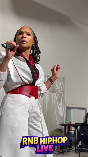 Adina Howard's Iconic Performance of 'Freak Like Me'