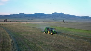 John Deere has all the equipment you need to produce high-quality hay more efficiently, from mowers to rakes to bale spears. Learn more: https://bit.ly/2S9ii3v | Machinefinder