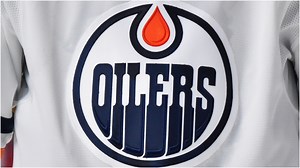 Oilers Fan Who Flashed Crowd Hits Critics With Strong F-Bomb Message