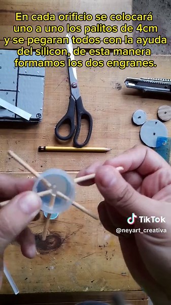 Cómo hacer autómatas de cartón para niños