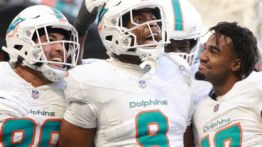 Jonnu Smith traded: Miami Dolphins include tight end in Jalen Ramsey trade to Steelers