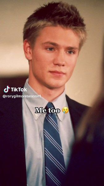 making videos about Rory cheating is really my niche #rorygilmore #gilmoregirls #teamlogan #teamjess #teamdean #greenscreen #loganhuntzberger #jessmariano #tristandugray