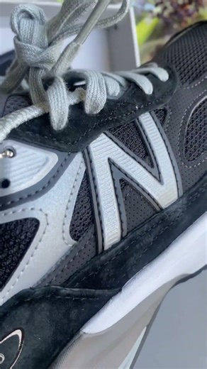 New balance 990v6