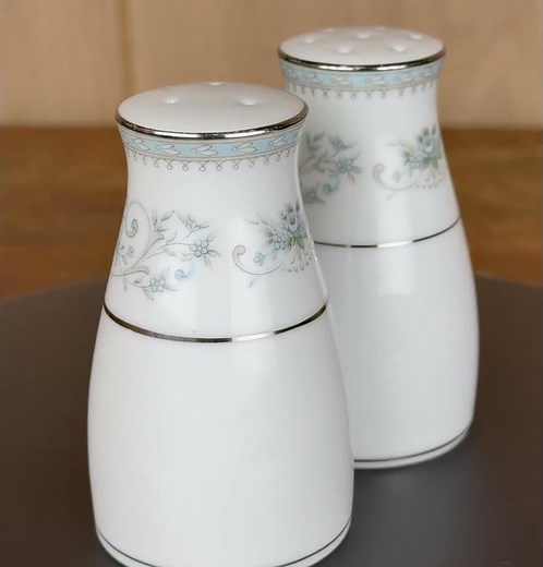 1960 - 1988 Noritake China Colburn Pattern Salt & Pepper Shakers - Platinum Trim #tableware #shakers