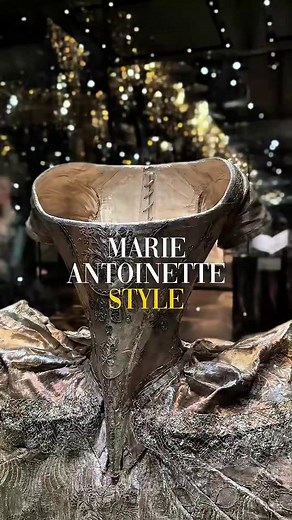 Discover the extravagant world of Marie Antoinette at the Victoria and Albert Museum's latest exhibition — a dazzling dive into 250 years of design, fashion, film and art👑 Now open at the V&A South Kensington and on until 22 March 2026�� 📍Marie Antoinette Style, V&A South Kensington 🎥 @thebigsmokelondon_ https://www.instagram.com/p/DOvaZmBiCFD/ #LondonMakesItPossible #VisitLondon #London #LondonMuseums #MarieAntoinette #VAMuseum #FashionHistory #StyleIcon #DesignThroughTime | Visit London