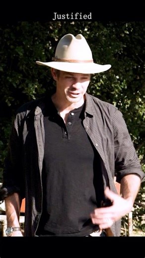 #film #movie 🤯 One Sentence. Two Lifelong Friends. Total Destruction. (Justified Scene) 🔥