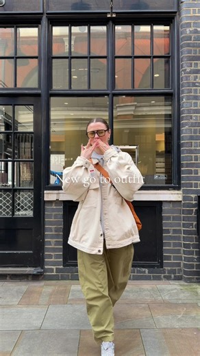 Easy spring outfit 👏🏼 really enjoying this cream denim jacket, feels fresh for spring and easy to throw on ❤️