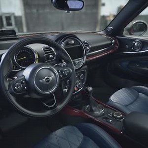 194K views · 182 shares | MINI Clubman combina estilo, confort y una buena dosis de actitud en los detalles. | MINI | Facebook