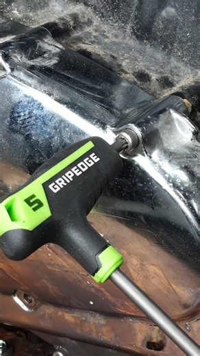 230K views · 1.2K reactions | This is our GripEdge RPT T-Handle, and this is a damaged Hex Fastener. With our Rounding Prevention Technology, you can provide up to 400% more Grip on a damaged Hex Fastener, and up to 50% more Grip on a brand new Hex Fastener. #mechanic #MechanicTools #thandle #enginerepair #gripedge | GripEdge Tools | Facebook