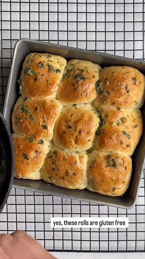 Friendly reminder: this recipe for soft, fluffy, gluten-free dinner rolls does exist. The perfect addition to any meal! Especially during the Holidays. Comment RECIPE for the direct link via DM https://theglutenfreeaustrian.com/gluten-free-soft-dinner-rolls/ | The Gluten Free Austrian