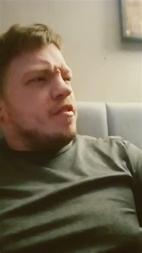 when you first wake up in the morning #viralshort