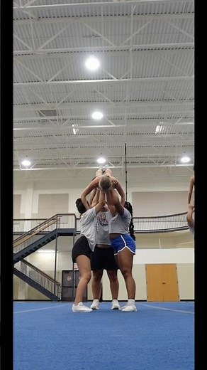 Inversion stunt #cheerleading #collegecheer #cheer #groupstuntinpublic #cheerleadingstunts