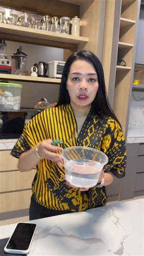 Smartwatch Waterproof dan Fitur Olahraga Lengkap