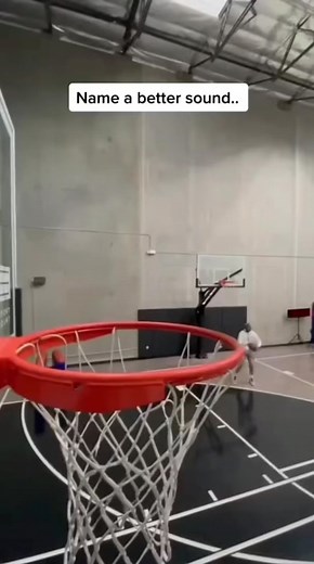 The Satisfying Sound of Golf Balls Explained