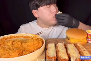 Delicious| Cheese Buldak Ramen| Cheese Burger| Cheese Cutlet | Mukbang Show #mukbang #mukbangasmr #mukbangshow #asmr #asmreating #eating #eatingshow #koreanfood #deliciousfood #tastyfood #food #foodlover #foodie #foodvideo #viralvideo #explore #explorepage #exploremore | yummyfoodmukbang