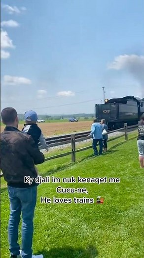 One day at Lancaster pa, train ride, animals meet, food and much more, #pennsylvanialife #trainride