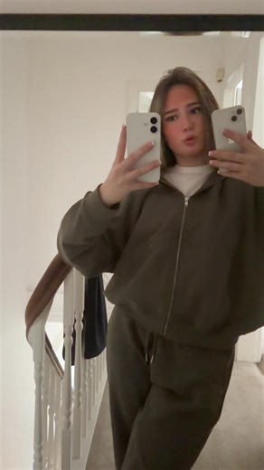 Bella spam (@bella_xoxo115)’s videos with 2 Phones - Kevin Gates