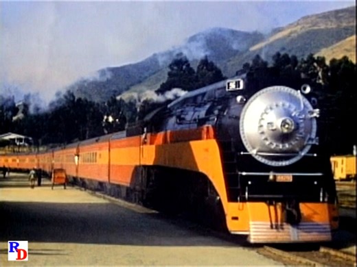 The Daylight locomotives and passenger trains with some getting some help from a Cab Forward, a pair of diesels and an unknown steam locomotive. From the Pentrex show "Southern Pacific Daylight Collection" https://rfd.video/SPDaylight | Steam Giants