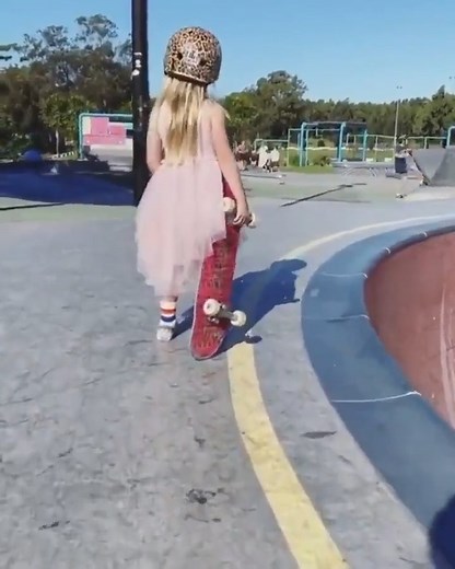 4K views · 70 reactions | #Facebook #ViralReel #Gujarat #AIReel #india #Bharat #India #Indian #ViralReels #ViralVideo #Viral #Reel #commedy #Gujarat #Gujju #Gujarati #Gandhinagar #Jamnagar #Junagadh #Surat #Rajkot #Ahmedabad #Amdavad #Vadodara #Visavadar #Keshod #Reeltranding #Facebookreels #FBReel #Gir #SasanGir | Gujarati Ho | Facebook