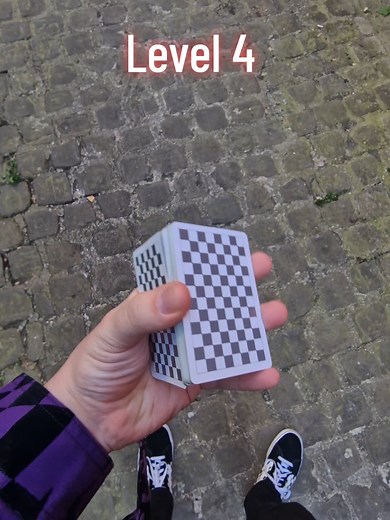 Tuto de Cardistry Facile : Maîtrisez le One Hand Cut