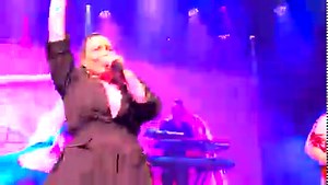 8.5K views · 184 reactions | En liten stemningsrapport fra forrige 80-talls Cruise! ⛴朗 10. desember er Loveshack og Walkman tilbake om bord: https://fb.st/hd2tco | Color Line | Facebook