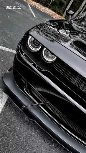 Dodge Challenger SRT Hellcat #shorts #youtubeshorts #trending #automobile #youtubeshorts #dodge