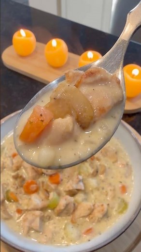 Easy Creamy Chicken Soup (One-Pot Recipe)