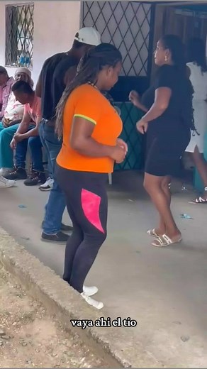 Outdoor Altercation Between Individuals in Public Setting